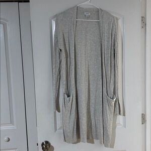 Old Navy Light Gray Knit Sweater